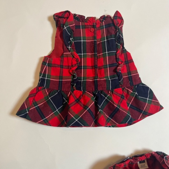 Janie and Jack 0-3M Holiday with matching bloomers - Picture 4 of 4